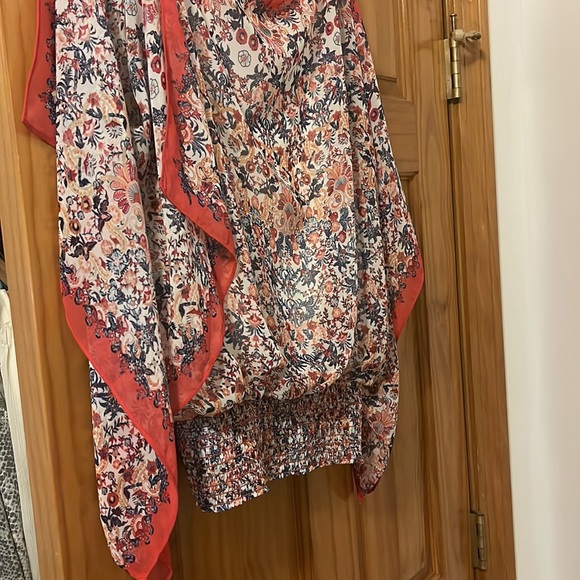 Flower top - Picture 2 of 4